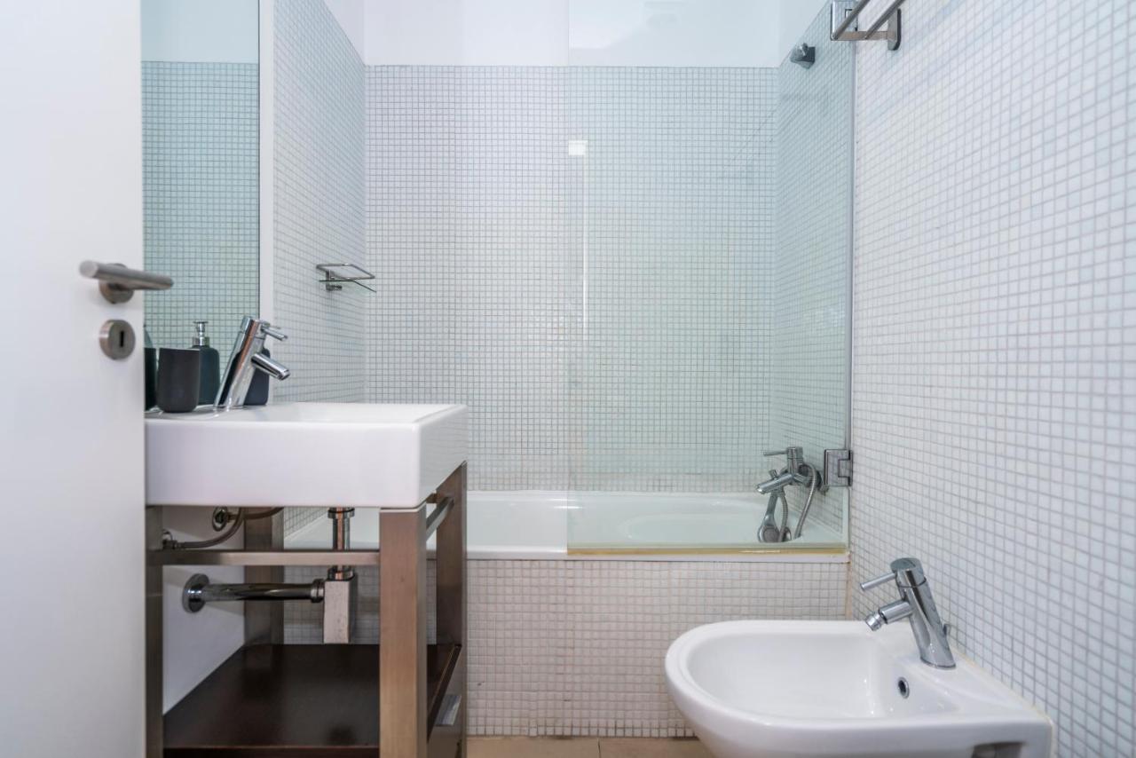 Bright & Spacious 2 Bed Flat 2 Bath W Garage In Lagos Marina المظهر الخارجي الصورة