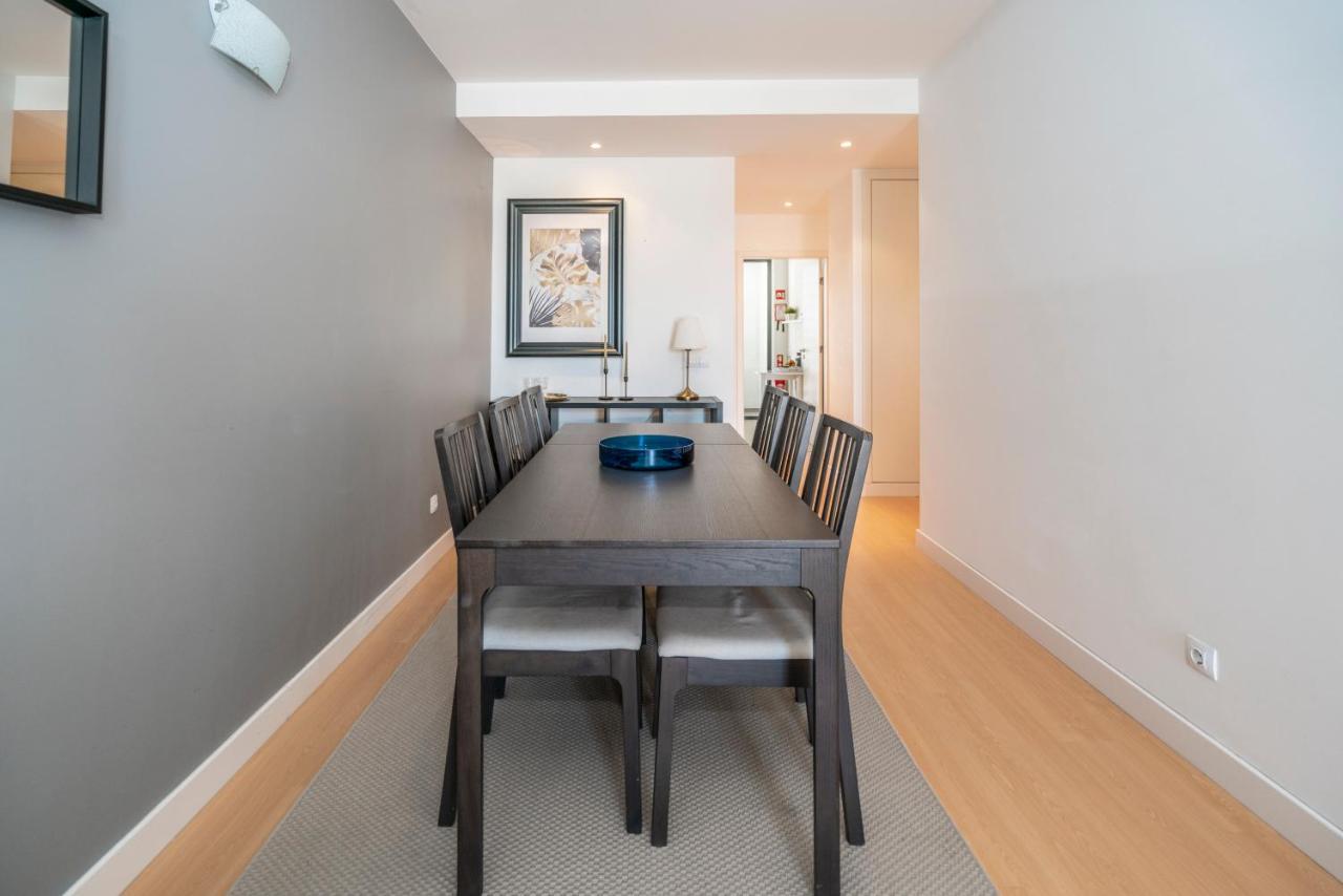 Bright & Spacious 2 Bed Flat 2 Bath W Garage In Lagos Marina المظهر الخارجي الصورة